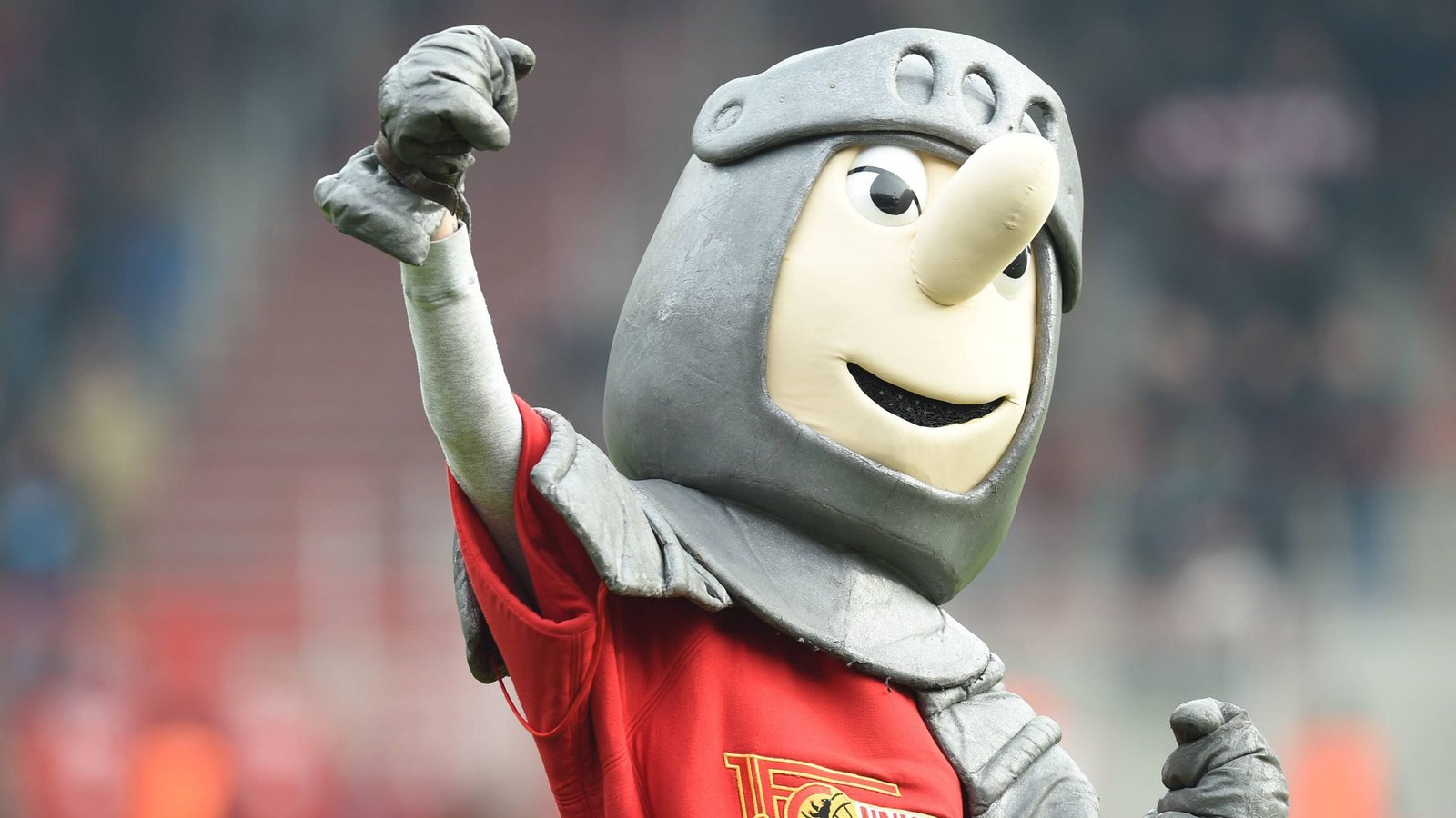 Passend zum Spitznamen von Union Berlin, „Die Eisernen“, ist der eiserne Ritter Keule das Maskottchen des Hauptstadtklubs.Foto: imago/Matthias Koch Passend zum Spitznamen von Union Berlin, „Die Eisernen“, ist der eiserne Ritter Keule das Maskottchen des Hauptstadtklubs.Foto: imago/Matthias Koch