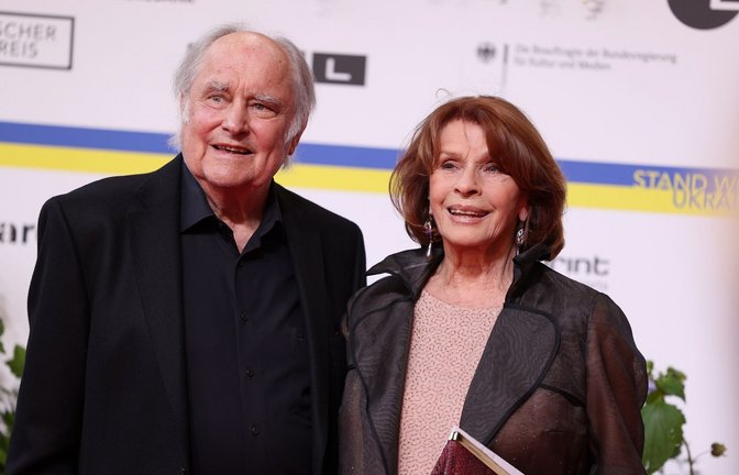 Senta Berger und ihr Ehemann Michael Verhoeven im Mai bei der Verleihung des Deutschen Filmpreises.<span class='image-autor'>Foto: Gerald Matzka/dpa</span>