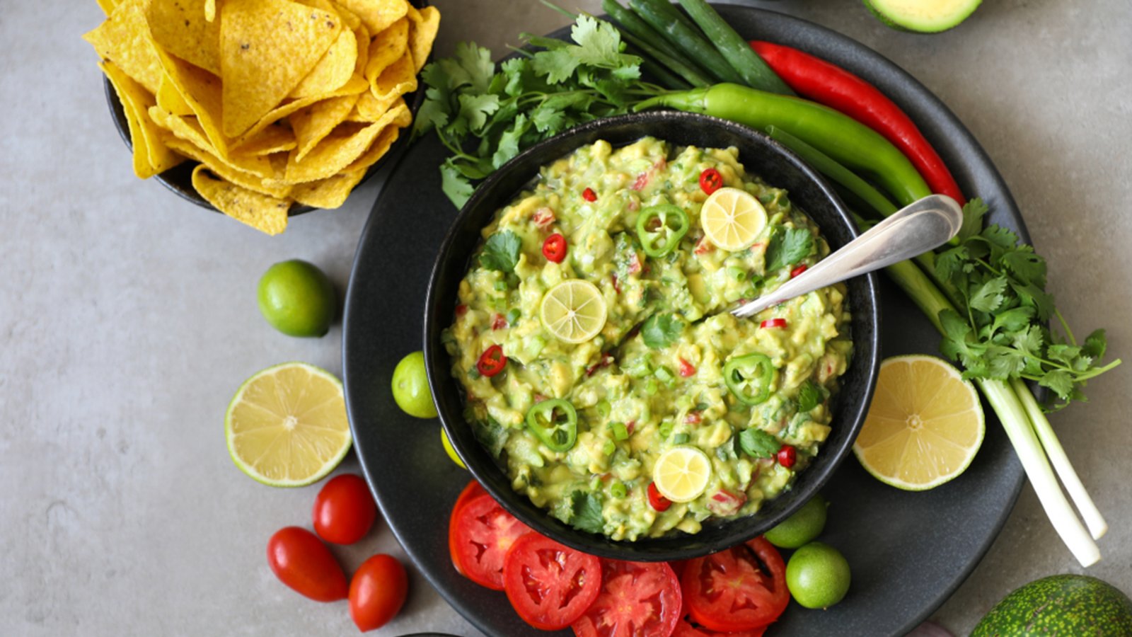 Lecker und beliebt: Guacamole.Foto: rontav / shutterstock.com Lecker und beliebt: Guacamole.Foto: rontav / shutterstock.com