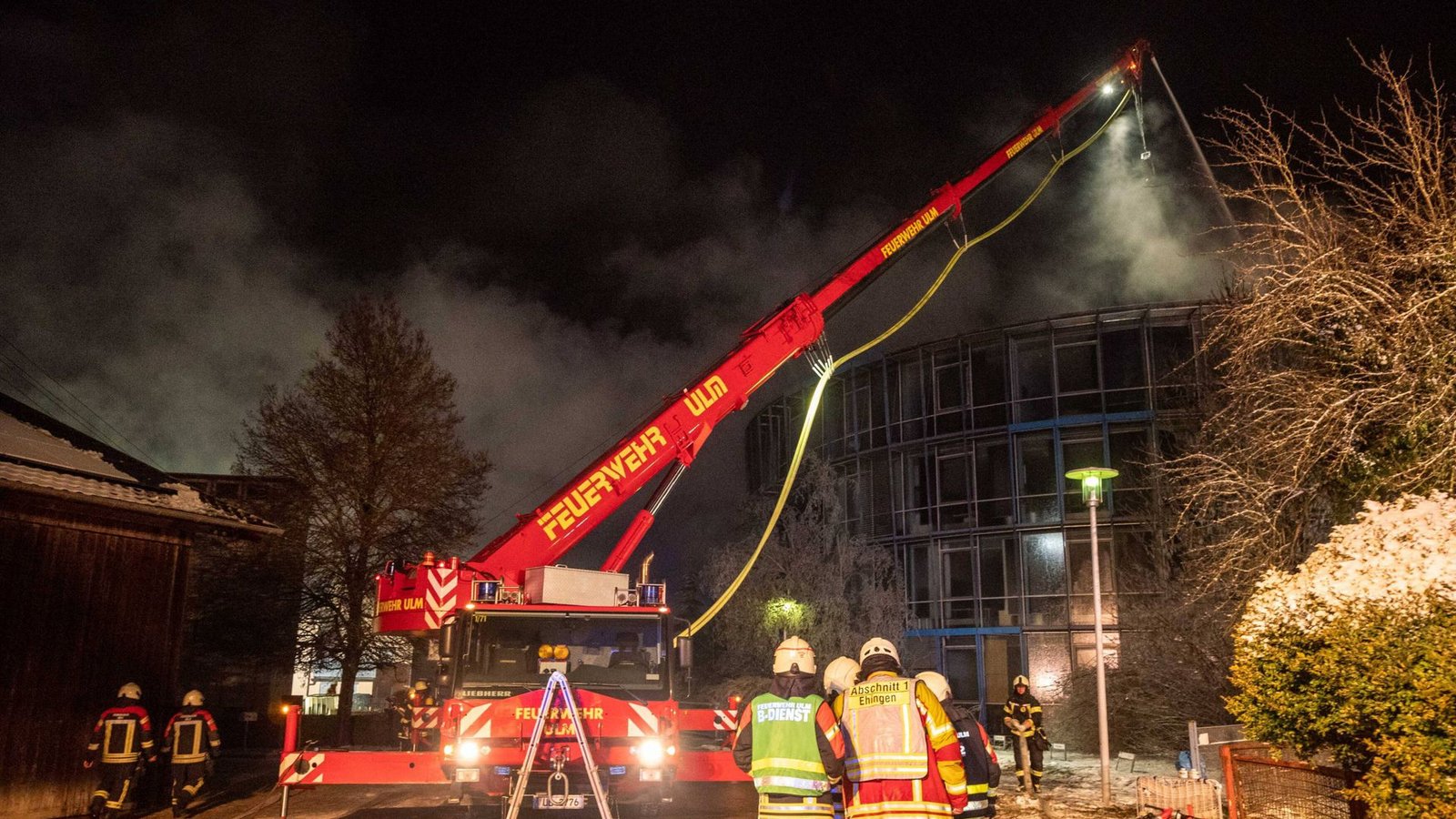 Löschung des Brandes.Foto: 7aktuell.de/Alexander Hald Löschung des Brandes.Foto: 7aktuell.de/Alexander Hald
