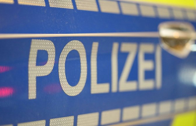 Zur Beseitigung der Trümmer wurde die A5 voll gesperrt (Symbolfoto).<span class='image-autor'>Foto: IMAGO/Maximilian Koch</span>
