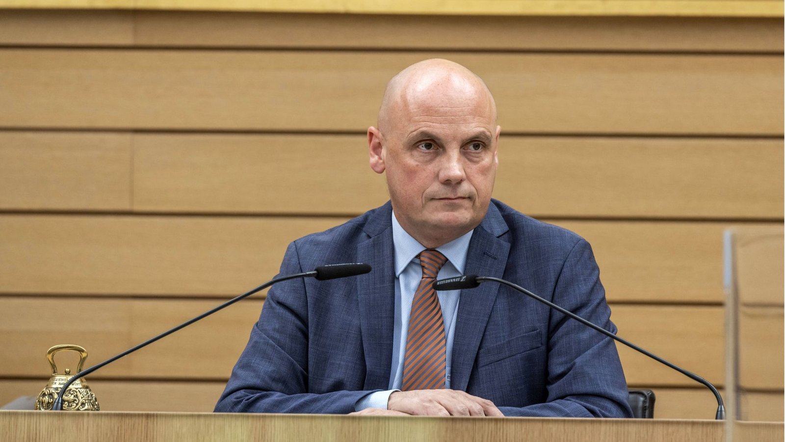 SPD-Politiker Daniel Born bittet um Entschuldigung.Foto: IMAGO/Arnulf Hettrich