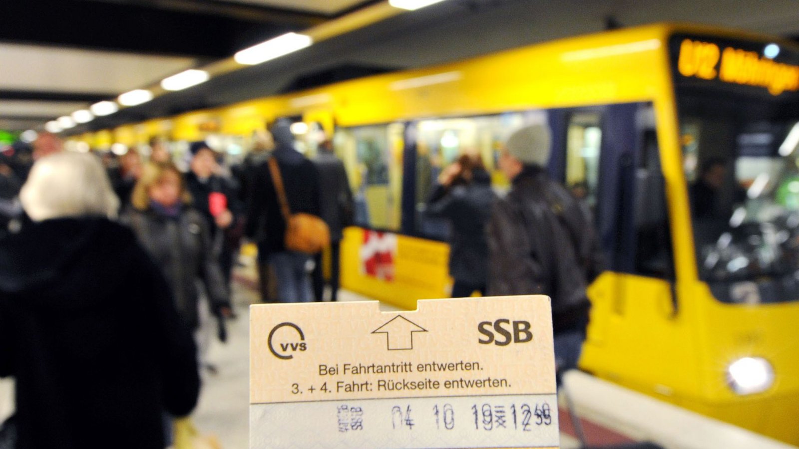 Man stelle sich vor, dass man Fahrkarten nicht mehr entwerten muss, weil man gratis unterwegs ist. An manchen Orten geht das.Foto: dpa/Bernd Weissbrod Man stelle sich vor, dass man Fahrkarten nicht mehr entwerten muss, weil man gratis unterwegs ist. An manchen Orten geht das.Foto: dpa/Bernd Weissbrod