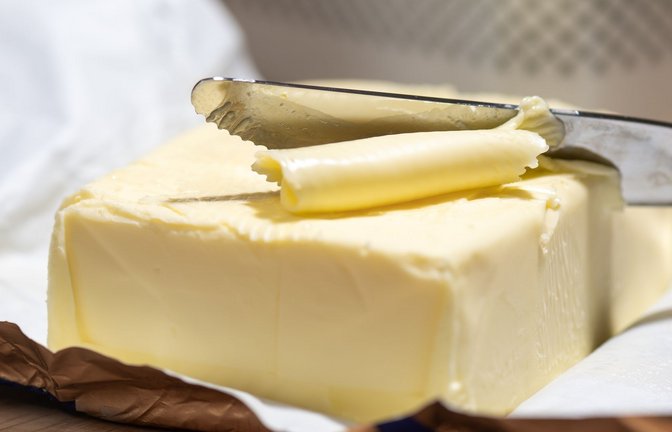Butter gilt als Eckpreisartikel, an dem sich die Kunden bei der Preiswahrnehmung eines Händlers orientieren.<span class='image-autor'>Foto: Hendrik Schmidt/dpa</span>