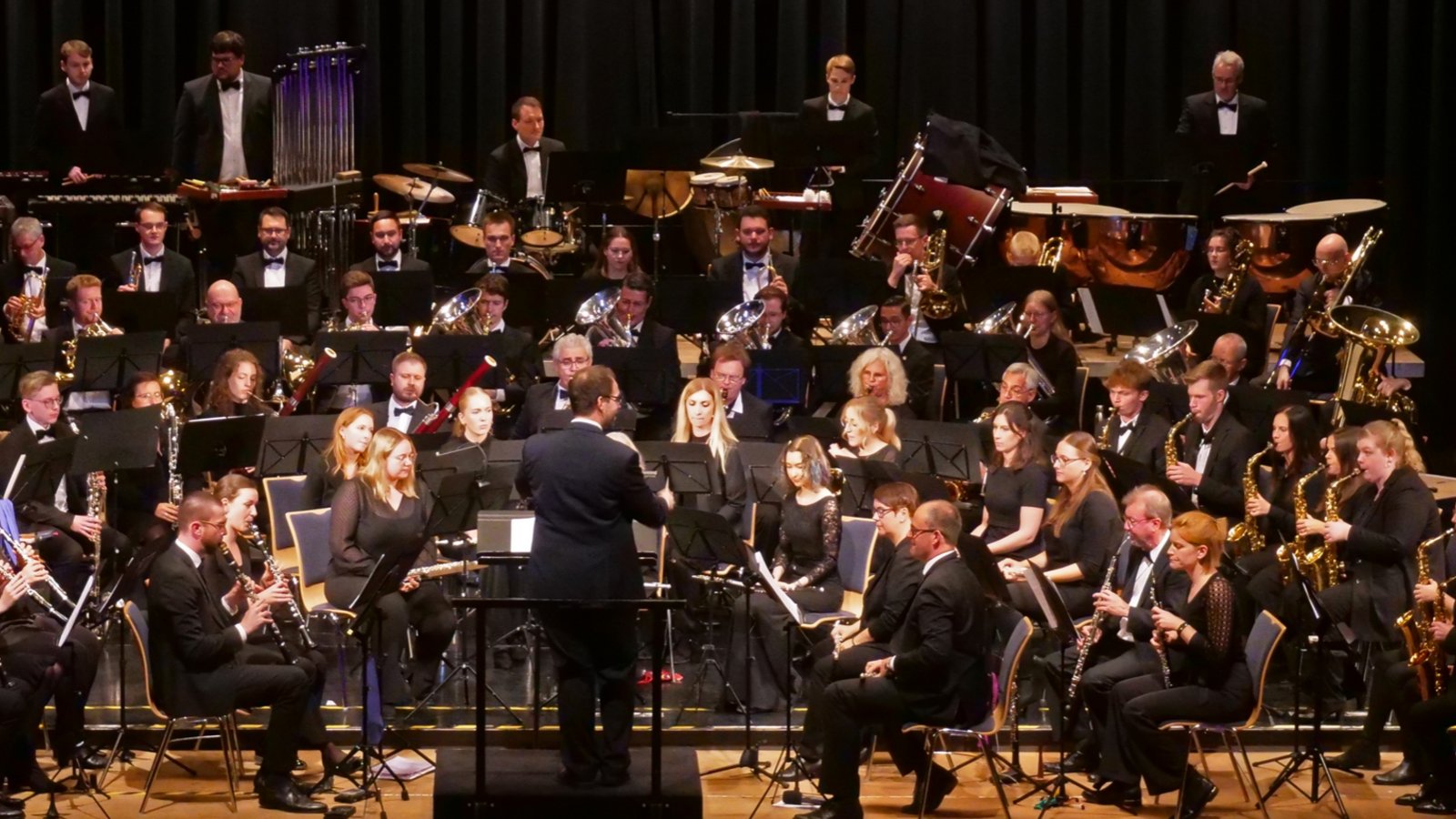 Trotz Krankheitswelle: Das Große Blasorchester des Musikvereins präsentiert sich beim Herbstkonzert vielseitig und flexibel.  Foto: Friedrich