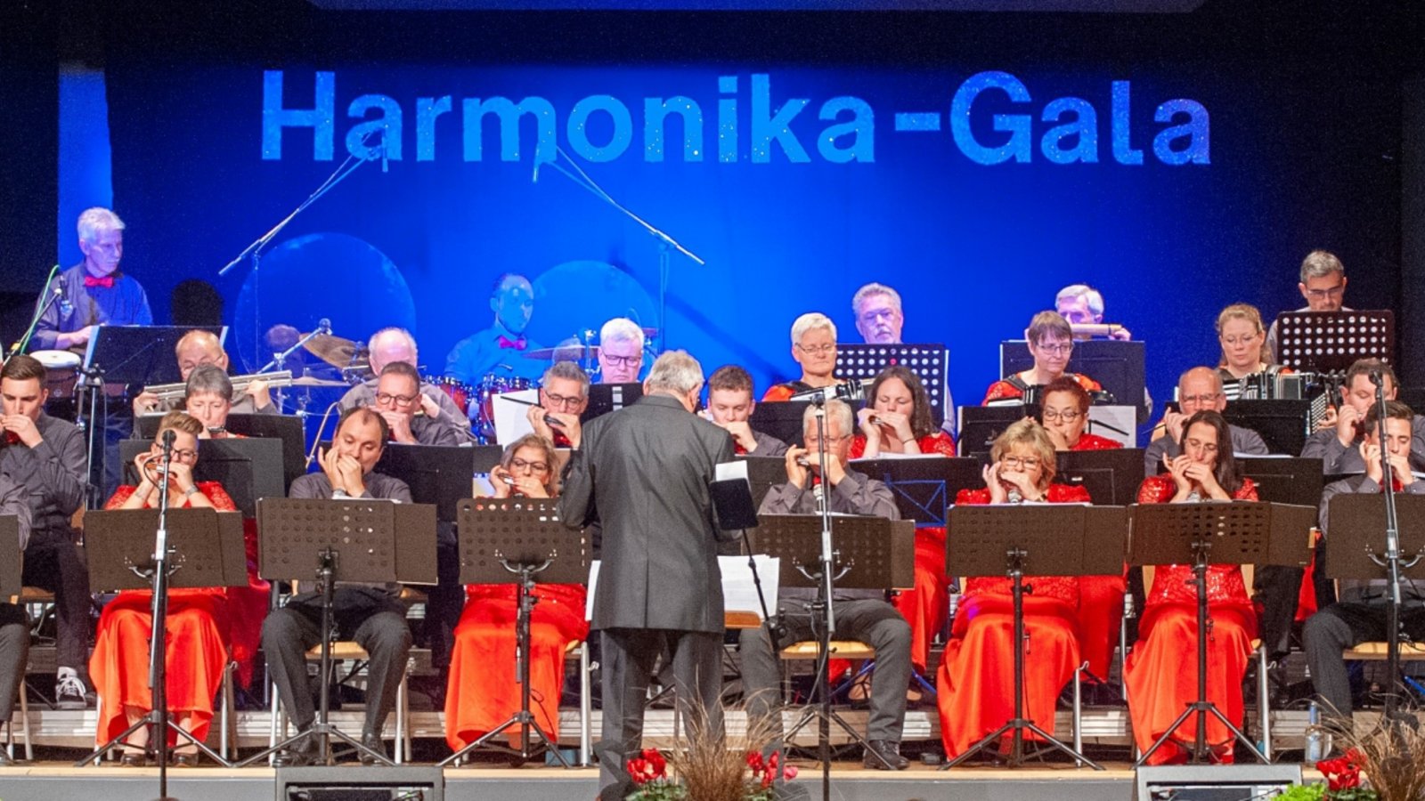 Knapp 50 Musiker in einer einzigartigen Besetzung. Foto: p