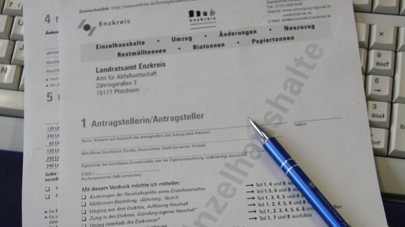 Änderungen in den persönlichen Verhältnissen, die Auswirkungen auf die Höhe der Müllgebühren haben, sollten bis zum 11. Februar an das Amt für Abfallwirtschaft gemeldet werden – am besten über ein im Internet abrufbares Formular. Foto: LE Änderungen in den persönlichen Verhältnissen, die Auswirkungen auf die Höhe der Müllgebühren haben, sollten bis zum 11. Februar an das Amt für Abfallwirtschaft gemeldet werden – am besten über ein im Internet abrufbares Formular. Foto: LE