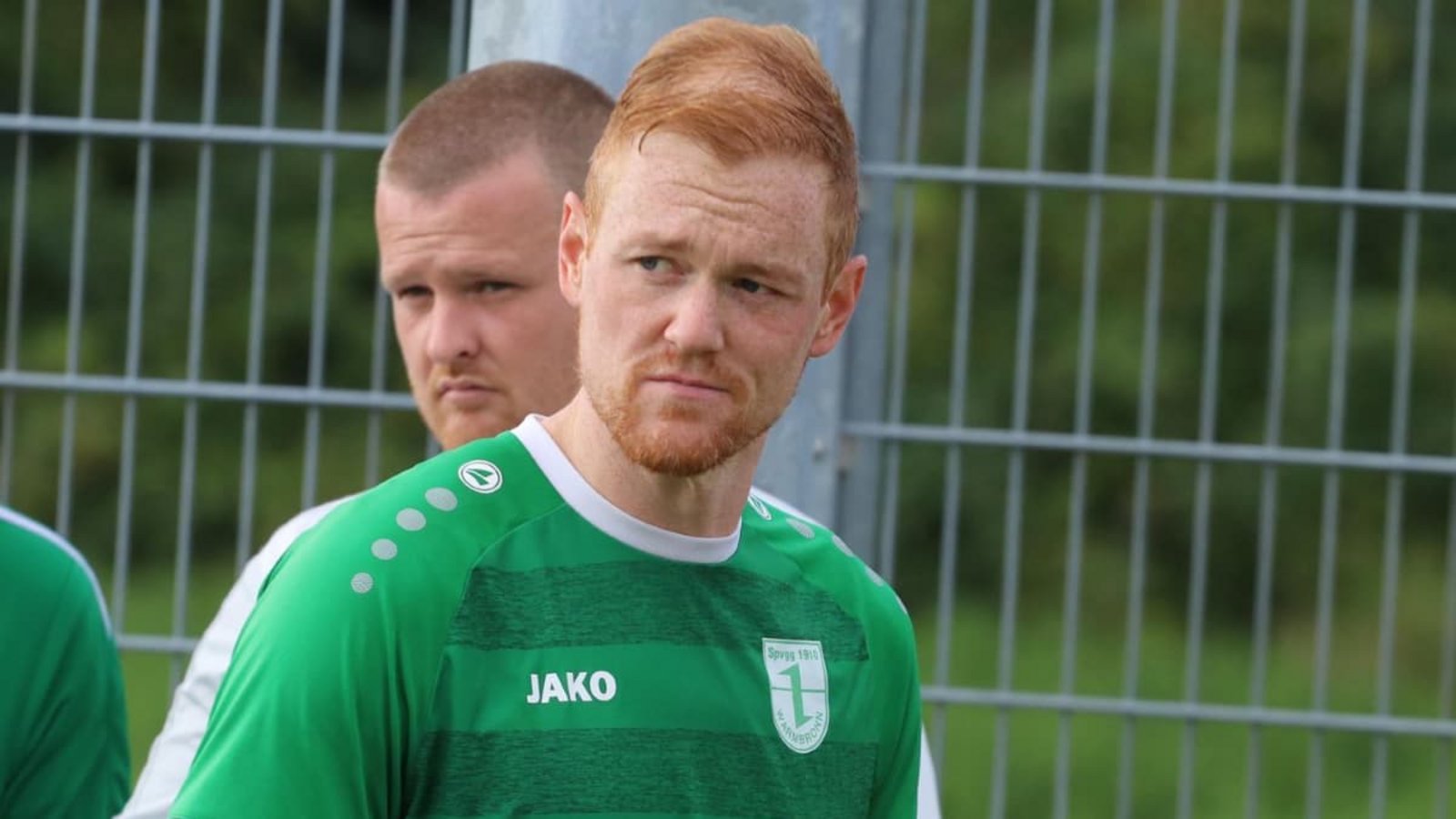 Warmbronn-Trainer Felix Raith war zum Zusehen verdammt - der Anblick gefiel ihm gar nicht. Torwart Gordon Römer (hi.) musste früh&nbsp; vom Feld.Andreas Gorr