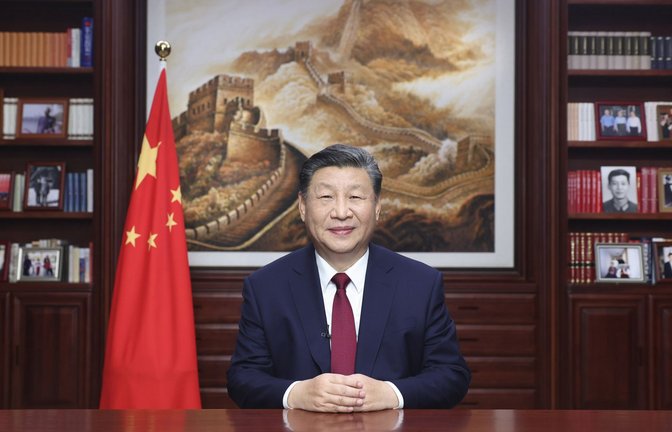Präsident Xi will bei seiner Neujahrsansprache ein Gefühl von Ruhe und Beständigkeit vermitteln.<span class='image-autor'>Foto: dpa/Ju Peng</span>