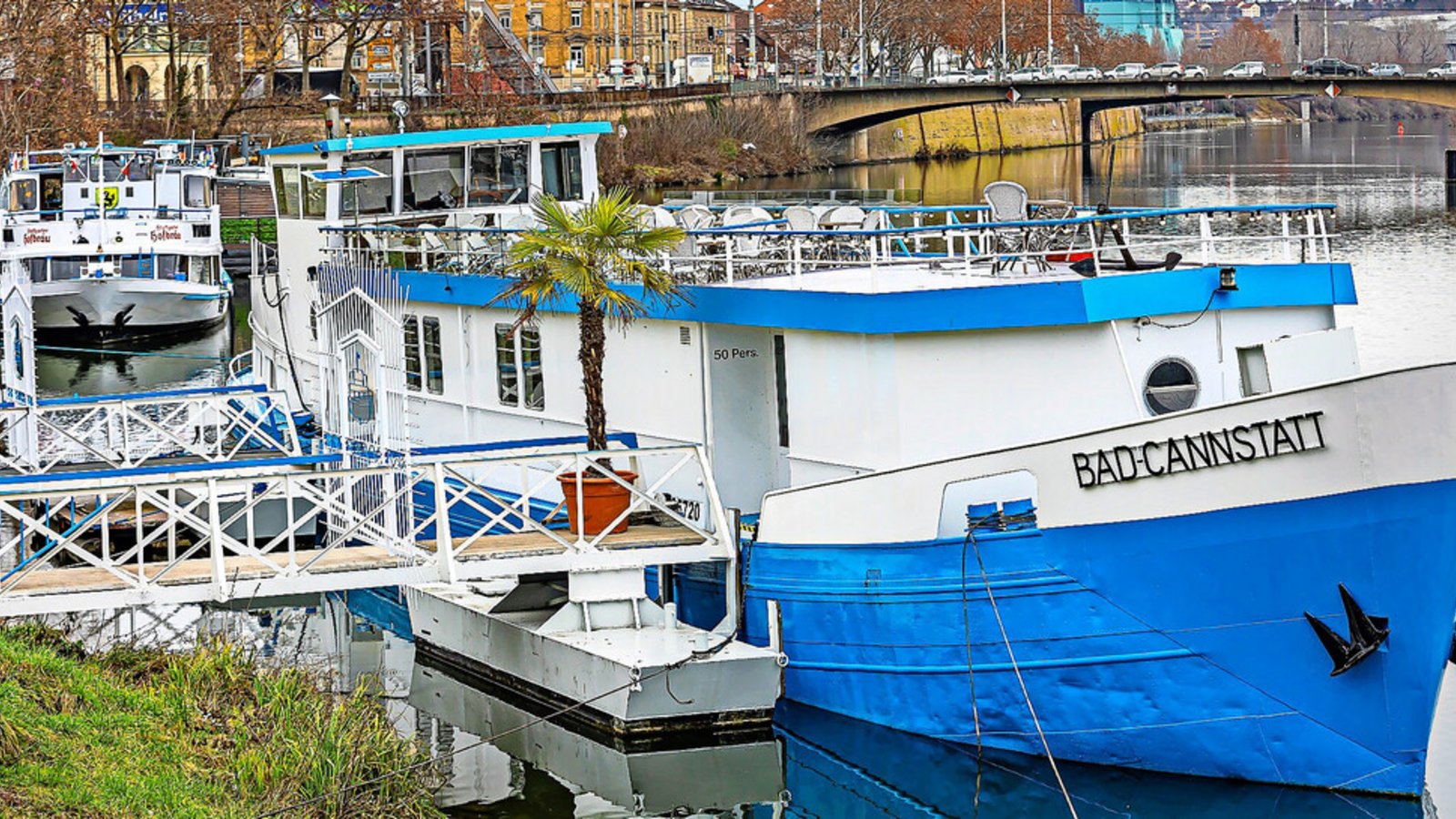Das Büroschiff des Neckar-Käpt’n war noch nie als Fahrgastschiff unterwegs – dabei bleibt es auch.Foto: KS-Images/Karsten Schmalz Das Büroschiff des Neckar-Käpt’n war noch nie als Fahrgastschiff unterwegs – dabei bleibt es auch.Foto: KS-Images/Karsten Schmalz