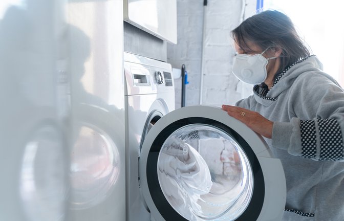 Mal eben kurz eine Waschmaschine einschalten trotz Quarantäne?<span class='image-autor'>Foto: Deliris / shutterstock.com</span>