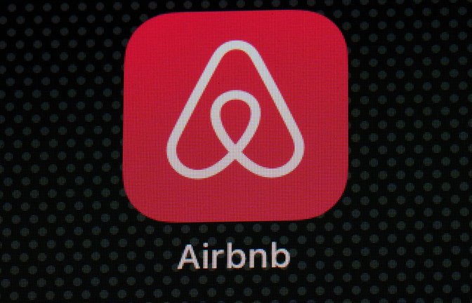 Künstliche Intelligenz soll die Airbnb-App stärker auf einzelne Nutzer zuschneiden. (Archivbild)<span class='image-autor'>Foto: Patrick Semansky/AP/dpa</span>