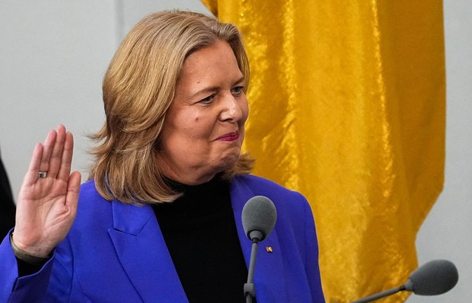 Bei der Vereidigung zur Arbeitsministerin: Bärbel Bas<span class='image-autor'>Foto: dpa/Michael Kappeler</span>