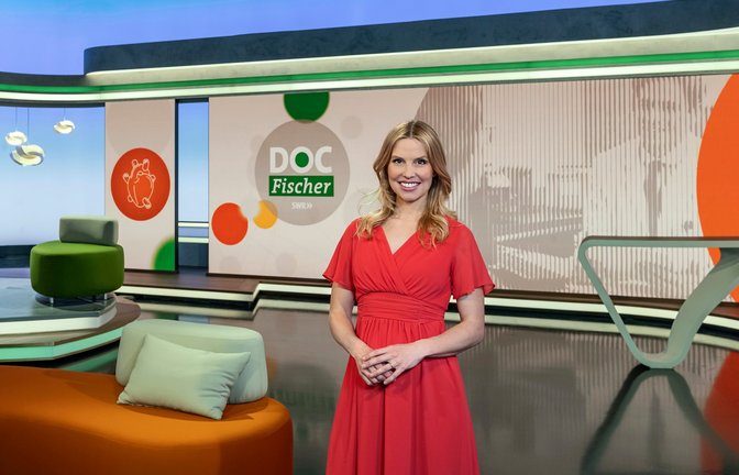 SWR DOC FISCHER, am Mittwoch (12.11.25) um 20:15 Uhr im SWR. Moderatorin Julia Fischer.<span class='image-autor'>Foto: SWR/Patricia Neligan</span>