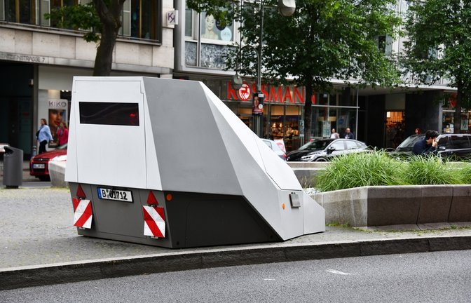 Der Blitzermarathon 2026 findet vom 13. bis 19. April statt. Erfahren Sie alles über die Speedweek, die teilnehmenden Bundesländer und die geplanten Radarkontrollen.<span class='image-autor'>Foto: nitpicker / Shutterstock.com</span>