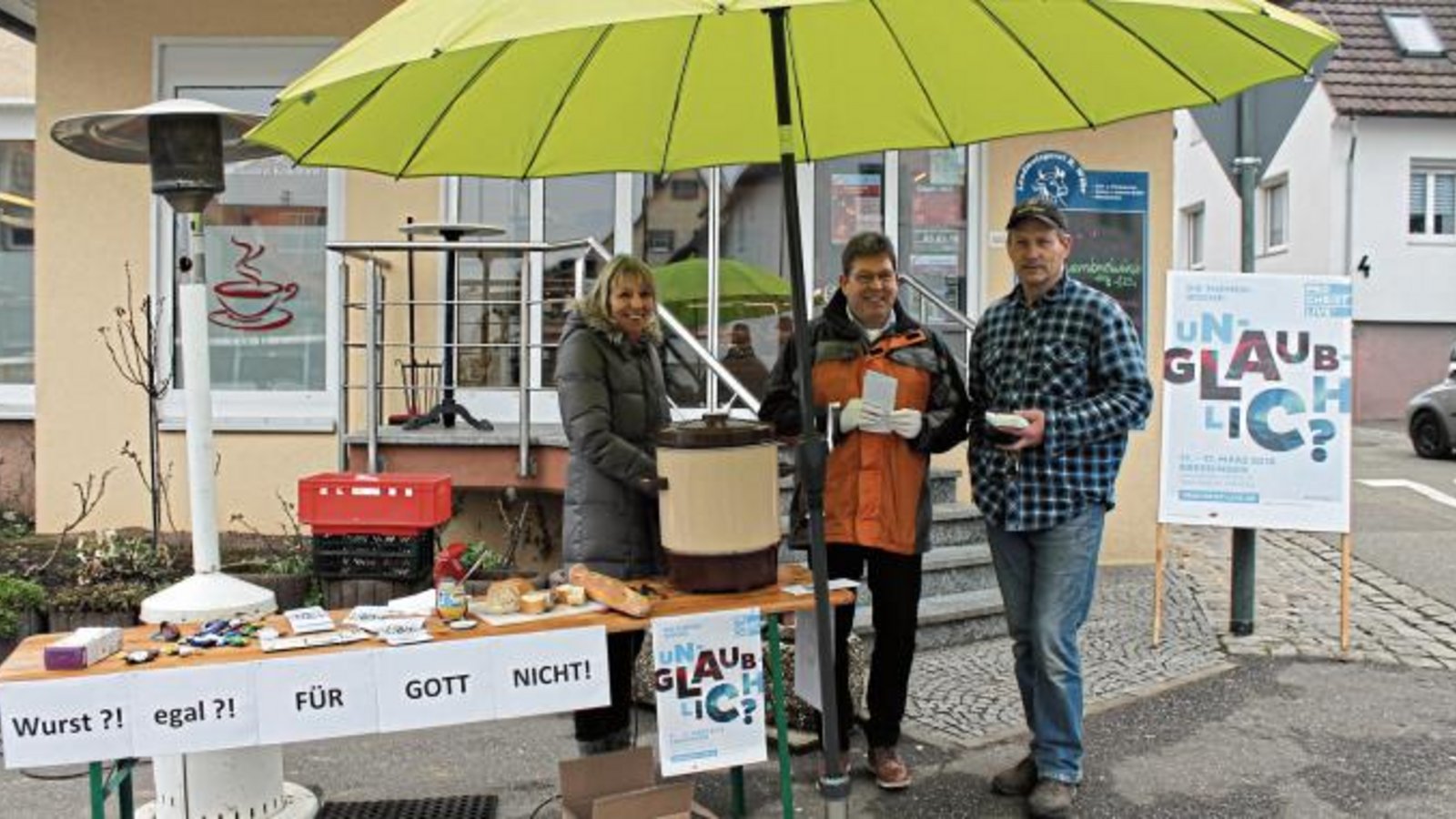In Nussdorf wurde in diesen Tagen die Veranstaltung ProChrist beworben.  Foto: Pfisterer