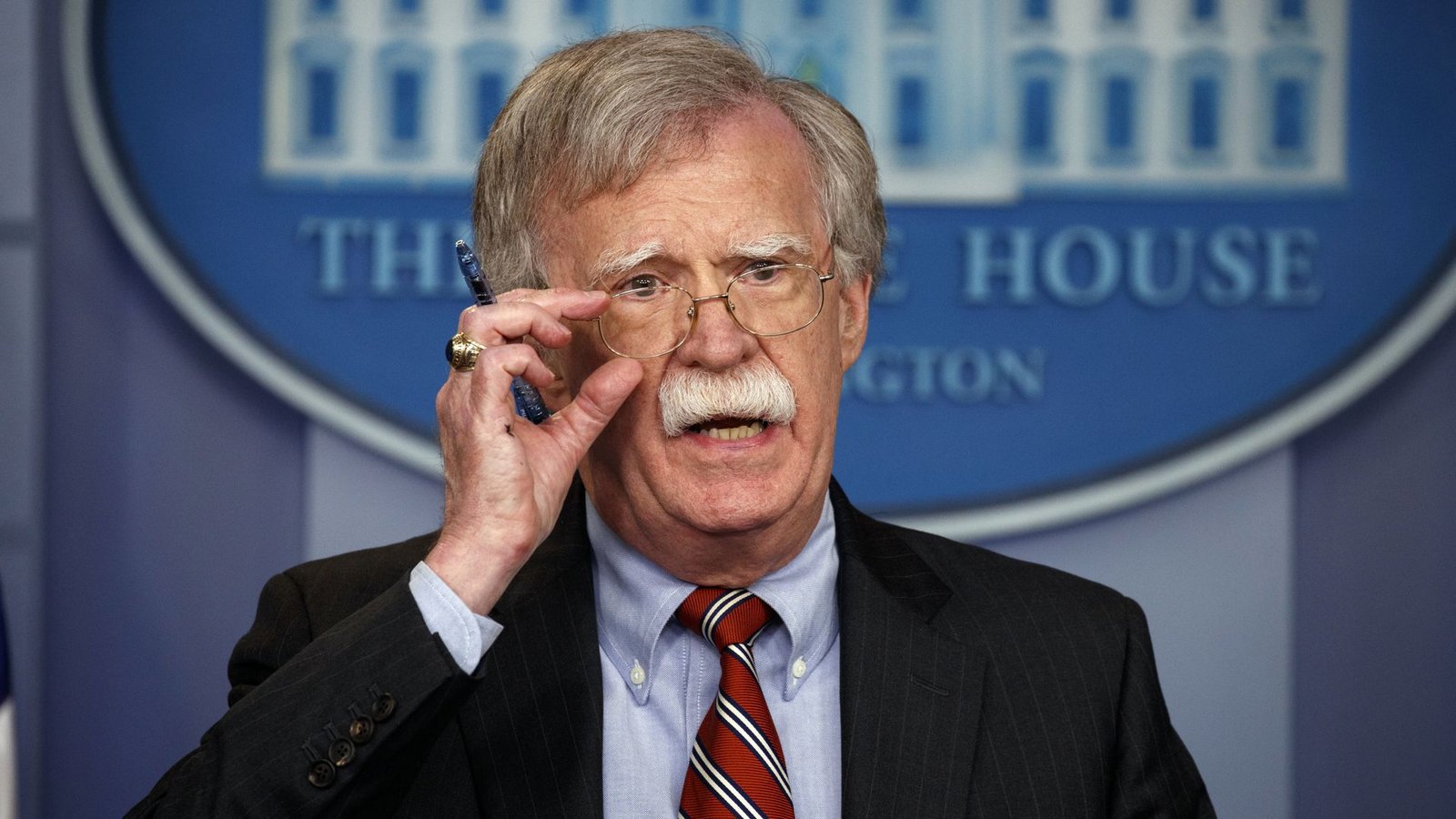 John Bolton rechnet mit einem sehr knappen Ausgang der Wahl.Foto: dpa/Evan Vucci John Bolton rechnet mit einem sehr knappen Ausgang der Wahl.Foto: dpa/Evan Vucci
