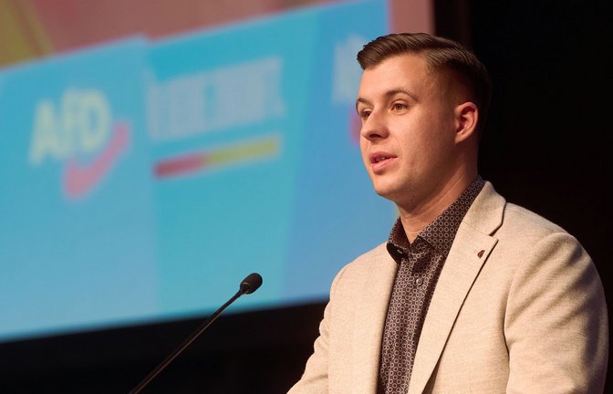 Jean-Pascal Hohm, Chef der neuen AfD Jugendorganisation «Generation Deutschland», spricht auf der Gründungsveranstaltung.<span class='image-autor'>Foto: Thomas Frey/dpa/Thomas Frey</span>