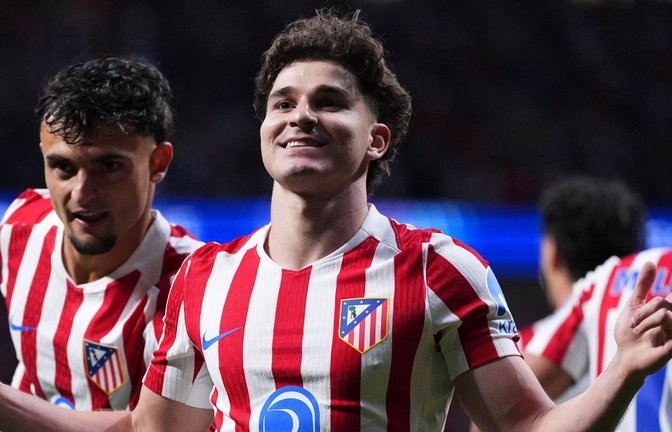 Atlético Madrid hat ein Angebot von Real Madrid in Höhe von 150 Millionen Euro für Julián Álvarez abgelehnt (Archivfoto).<span class='image-autor'>Foto: Manu Fernandez/AP/dpa/Manu Fernandez</span>