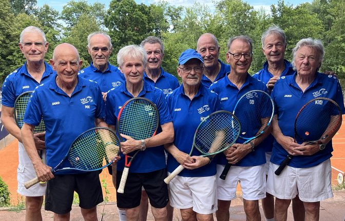 Zwei Titel haben die Männer 70 und 75 des TSC Vaihingen geholt. <span class='image-autor'>Foto: privat</span>