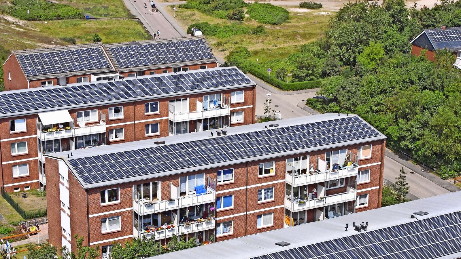 Wohnen mehrere Parteien unter einem Dach, ist das mit der Solarenergie nicht so ganz einfach. Hier soll es Veränderungen geben.Foto: Kara/stock.adobe.com Wohnen mehrere Parteien unter einem Dach, ist das mit der Solarenergie nicht so ganz einfach. Hier soll es Veränderungen geben.Foto: Kara/stock.adobe.com