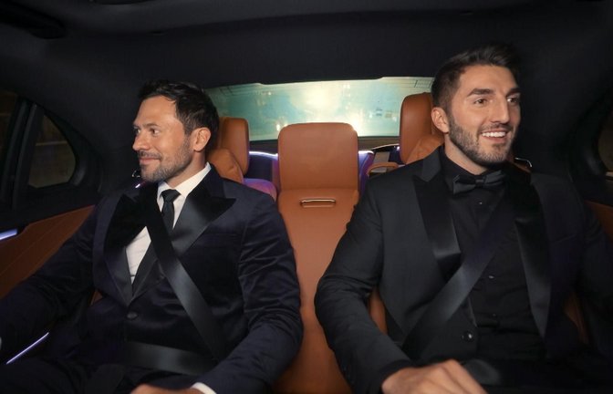 Die Bachelors Sebastian Klaus (links) und Dennis Gries haben sich angefreundet.<span class='image-autor'>Foto: RTL/Das große Finale</span>