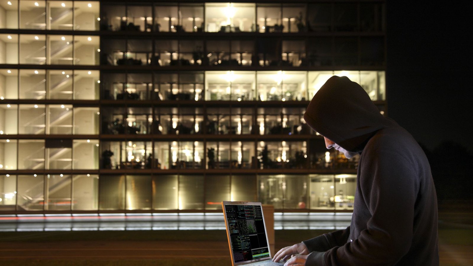 Oft greifen Hacker auf eigene Rechnung an.Foto: imago images/Jochen Tack Oft greifen Hacker auf eigene Rechnung an.Foto: imago images/Jochen Tack