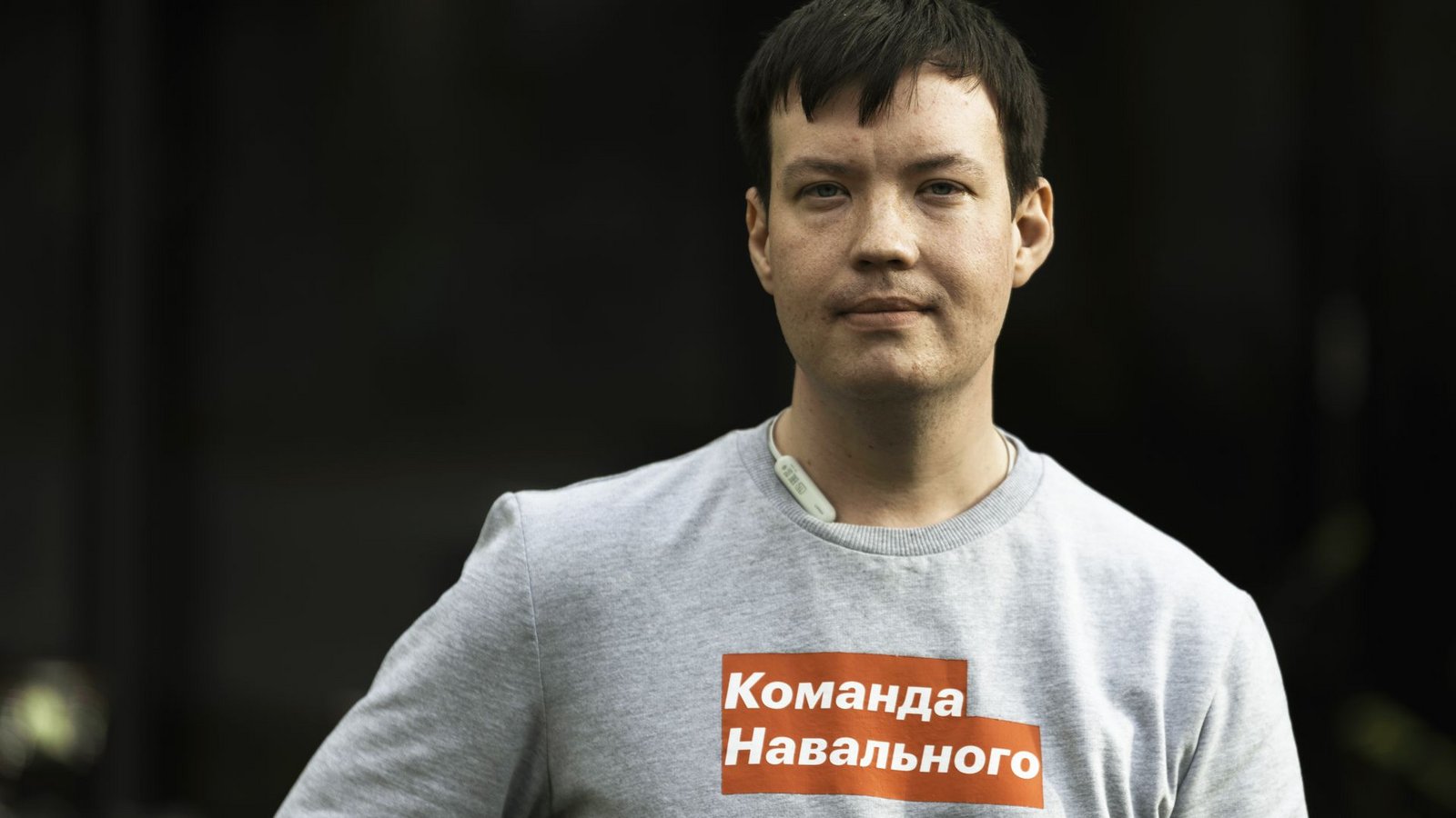 Auf seinem Pulli steht „Team Nawalny“. Sergej Oskolkov lebt jetzt in Dettenhausen.Foto: Wolfgang Albers Auf seinem Pulli steht „Team Nawalny“. Sergej Oskolkov lebt jetzt in Dettenhausen.Foto: Wolfgang Albers