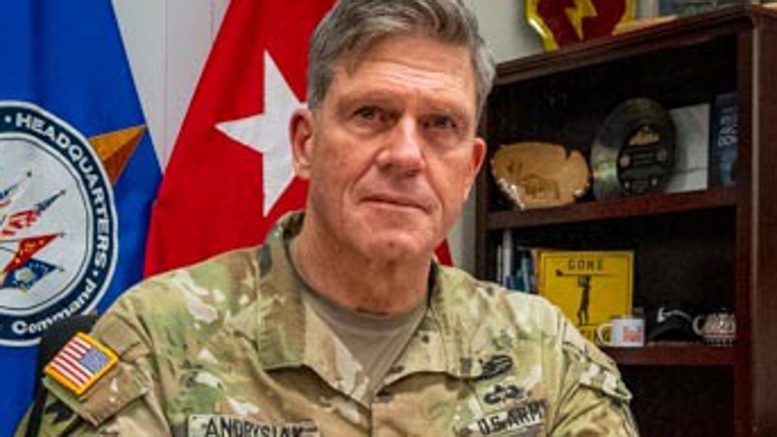 Die Eltern von US-Generalmajor Peter B. Andrysiak lernen sich Ende der 50er-Jahre am Tor der Stuttgarter Kelley Barracks kennen.Foto: Eucom
