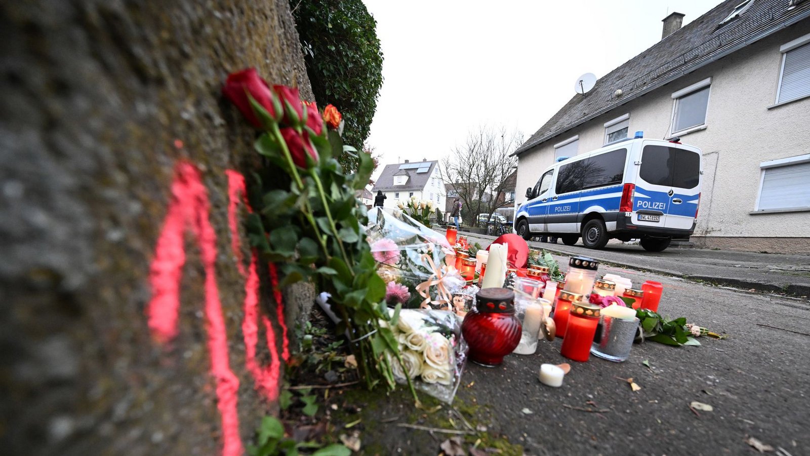 Der Angeklagte soll in Illerkirchberg eine 14-Jährige erstochen haben.Foto: dpa/Bernd Weißbrod