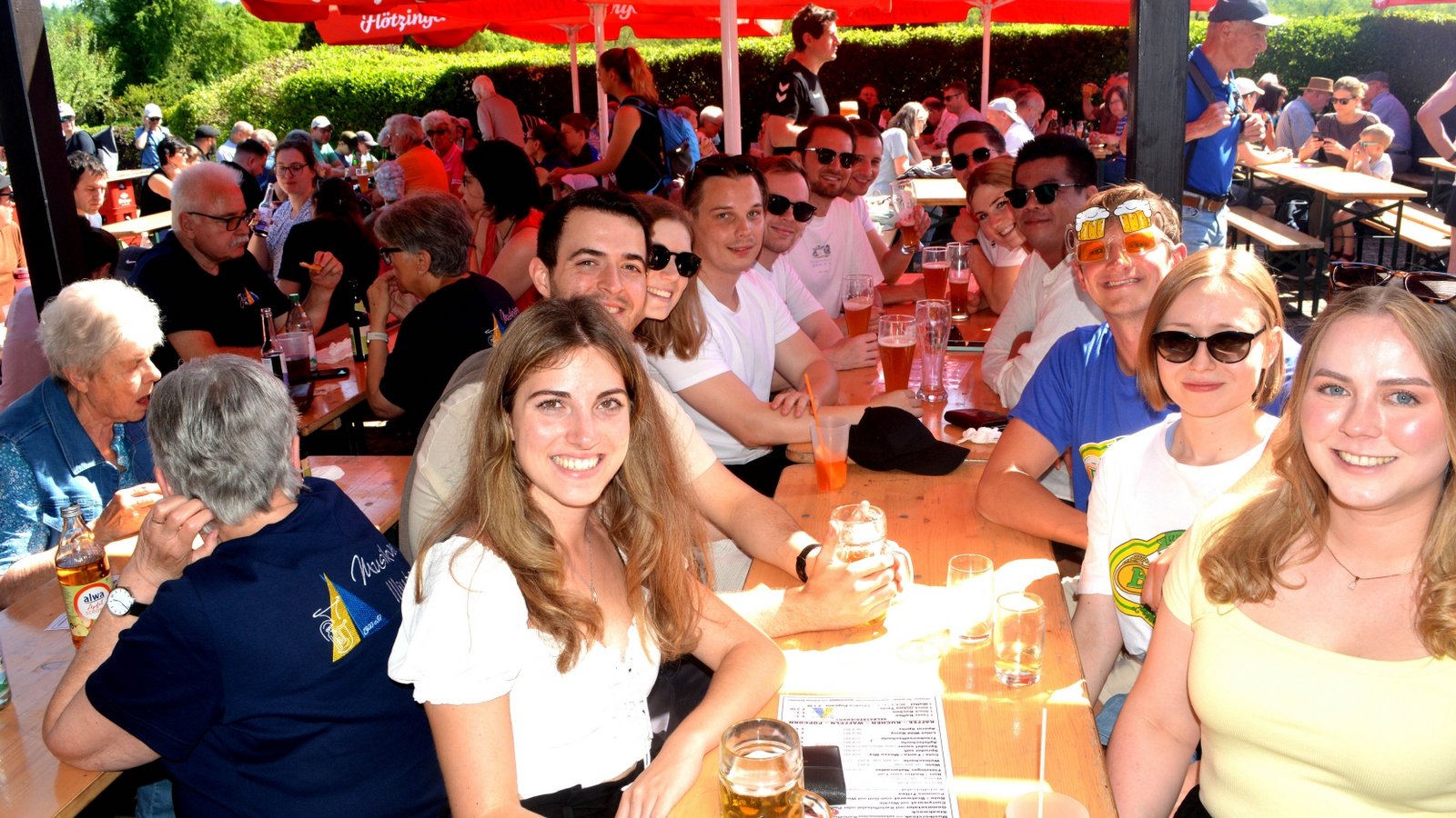 Die Gruppe aus Vaihingen ist zum Musikverein Illingen gewandert. Foto: Stahlfeld Die Gruppe aus Vaihingen ist zum Musikverein Illingen gewandert. Foto: Stahlfeld