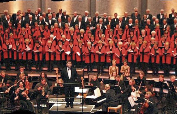 Für ein Chor- und Orchesterkonzert in der Vaihinger Stadtkirche will Werner Dippon einen Frauenchor beziehungsweise gemischten Chor als Projekt einrichten. Foto: p