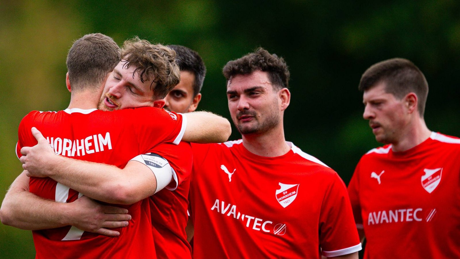 Gute Laune bei den Kickern des SV Horrheim nach einem gelungenen Saisonstart. Foto: Krause