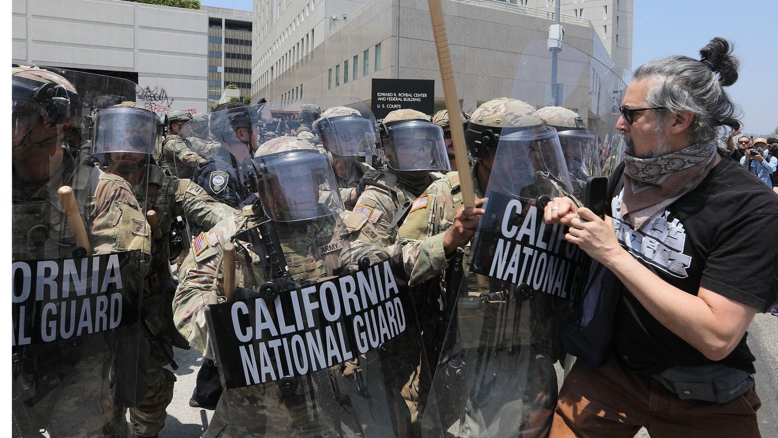 Die von Trump entsandte Nationalgarde beim Einsatz in Los Angeles.Foto: Qiu Chen/dpa Die von Trump entsandte Nationalgarde beim Einsatz in Los Angeles.Foto: Qiu Chen/dpa