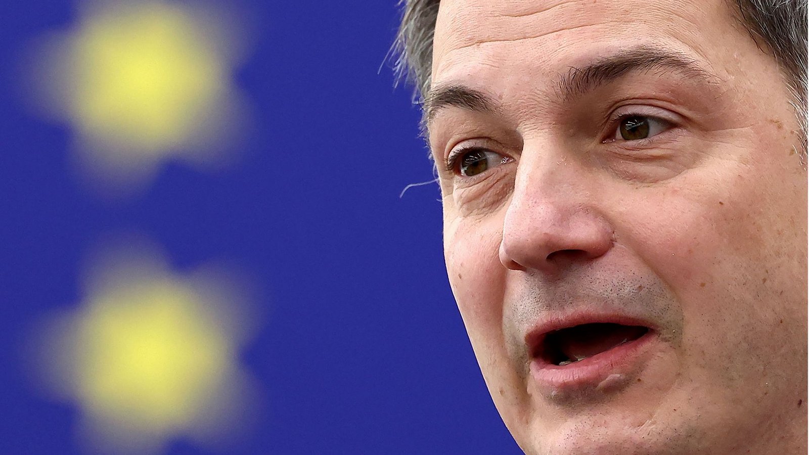 Belgiens Premier Alexander de Croo fordert in Straßburg die EU-Abgeordneten auf, die Demokratie vehementer zu verteidigen.Foto: AFP/FREDERICK FLORIN Belgiens Premier Alexander de Croo fordert in Straßburg die EU-Abgeordneten auf, die Demokratie vehementer zu verteidigen.Foto: AFP/FREDERICK FLORIN