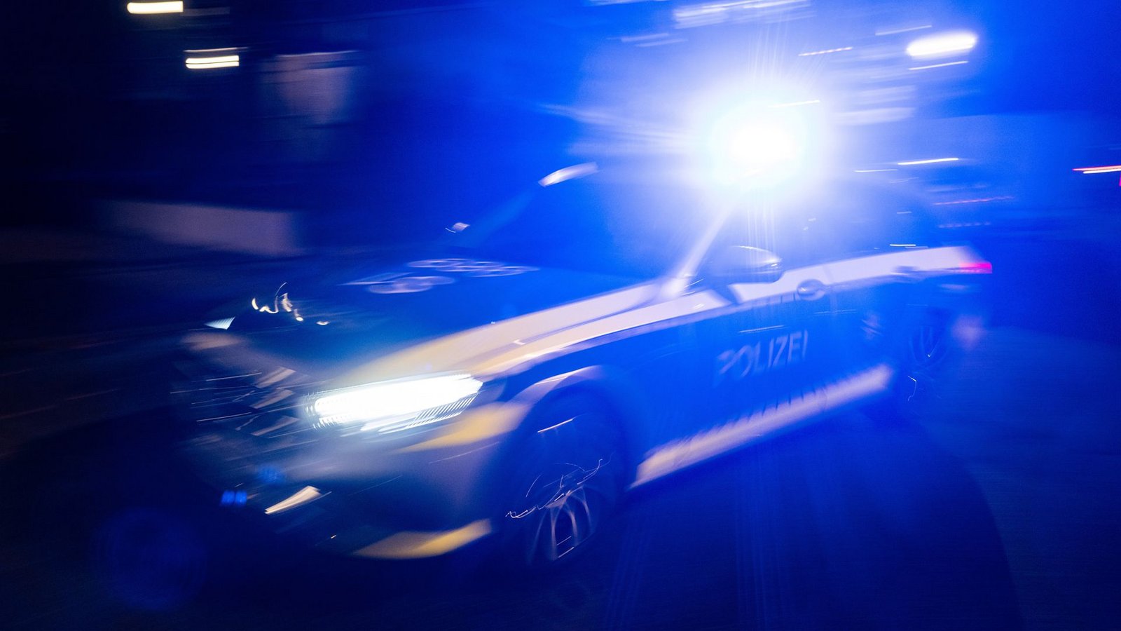 Die Polizei meldete den Fall an das Jugendamt und die Führerscheinstelle. (Symbolbild)Foto: Marijan Murat/dpa Die Polizei meldete den Fall an das Jugendamt und die Führerscheinstelle. (Symbolbild)Foto: Marijan Murat/dpa