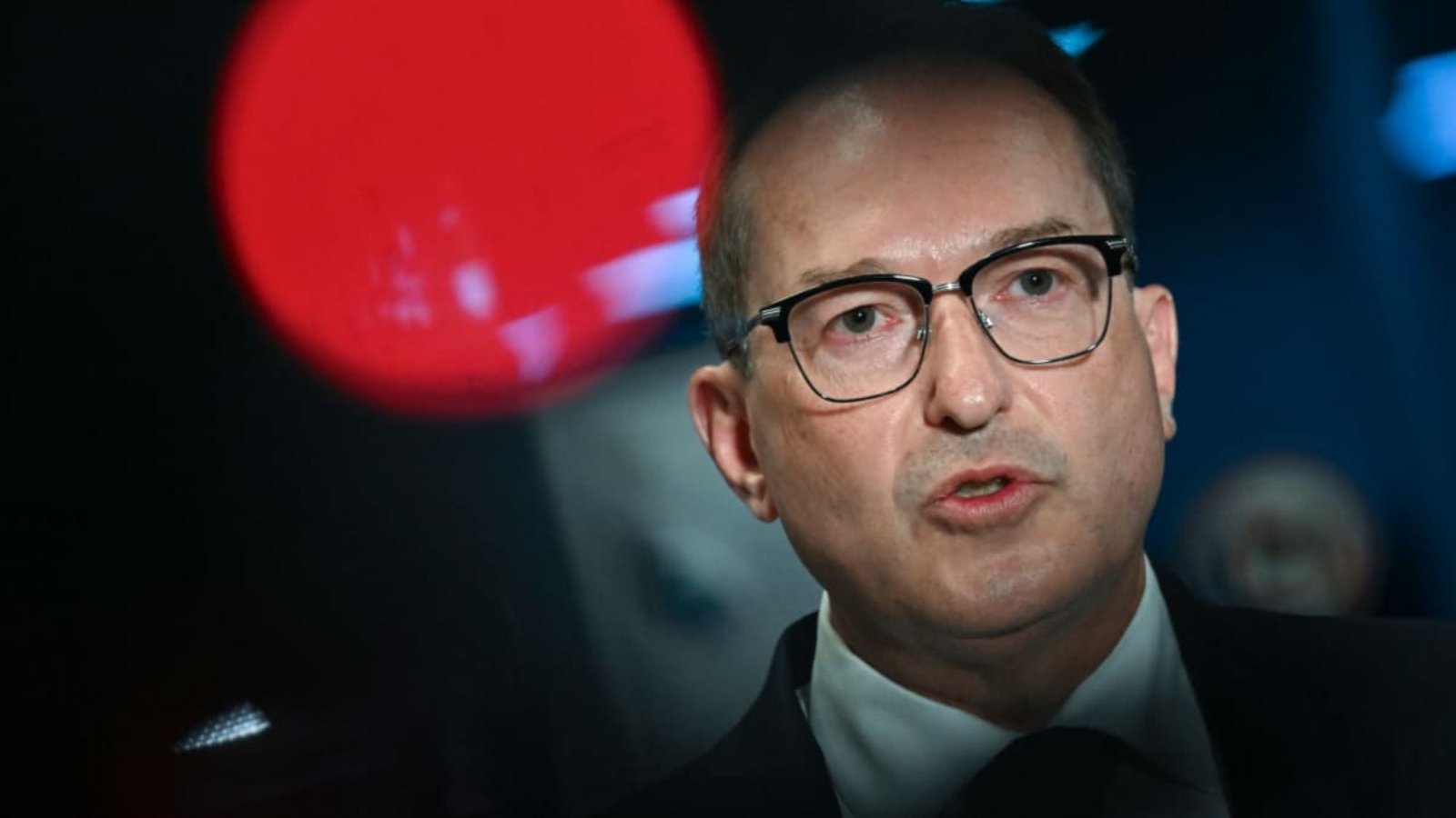Alexander Dobrindt (CSU), Bundesinnenminister, spricht bei einer Pressekonferenz in einem Terminal des Flughafens Leipzig/Halle. (Archivbild=.Hendrik Schmidt/dpa Alexander Dobrindt (CSU), Bundesinnenminister, spricht bei einer Pressekonferenz in einem Terminal des Flughafens Leipzig/Halle. (Archivbild=.Hendrik Schmidt/dpa