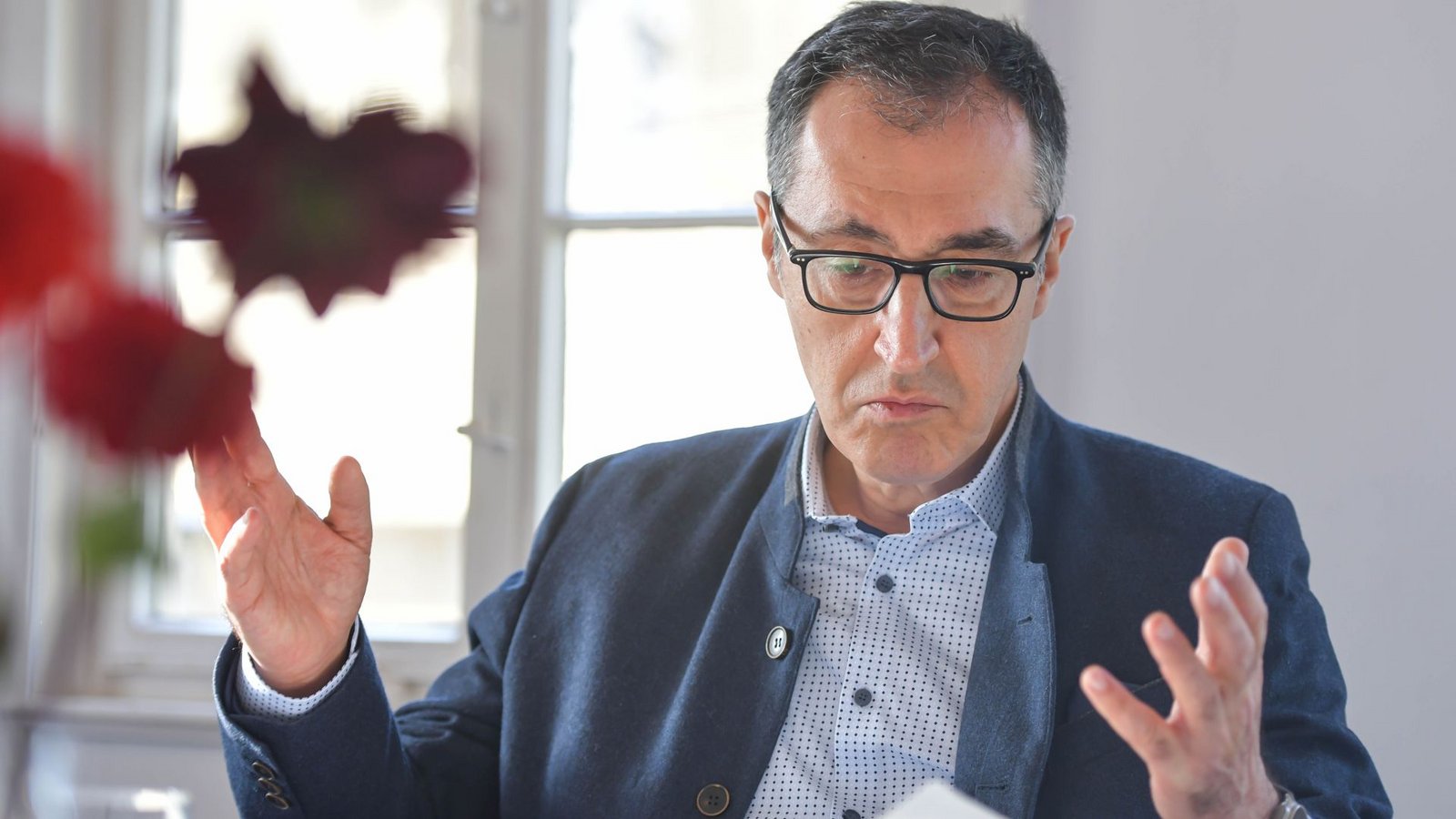 Cem Özdemir will sich noch im Frühjahr als Spitzenkandidat für die Landtagswahl 2026 aufstellen lassen.Foto: LICHTGUT/Max Kovalenko Cem Özdemir will sich noch im Frühjahr als Spitzenkandidat für die Landtagswahl 2026 aufstellen lassen.Foto: LICHTGUT/Max Kovalenko