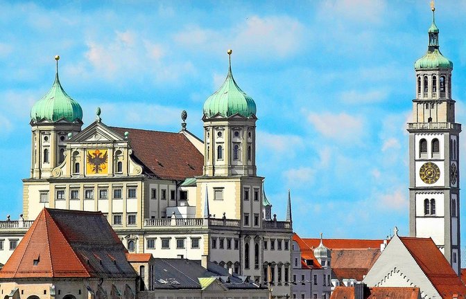 Das Rathaus und der Perlachturm<span class='image-autor'>Foto: Regio Augsburg Tourismus GmbH/ Rudolf Grillhiesl/Regio Augsburg Tourismus/ Rudolf Grillhiesl</span>