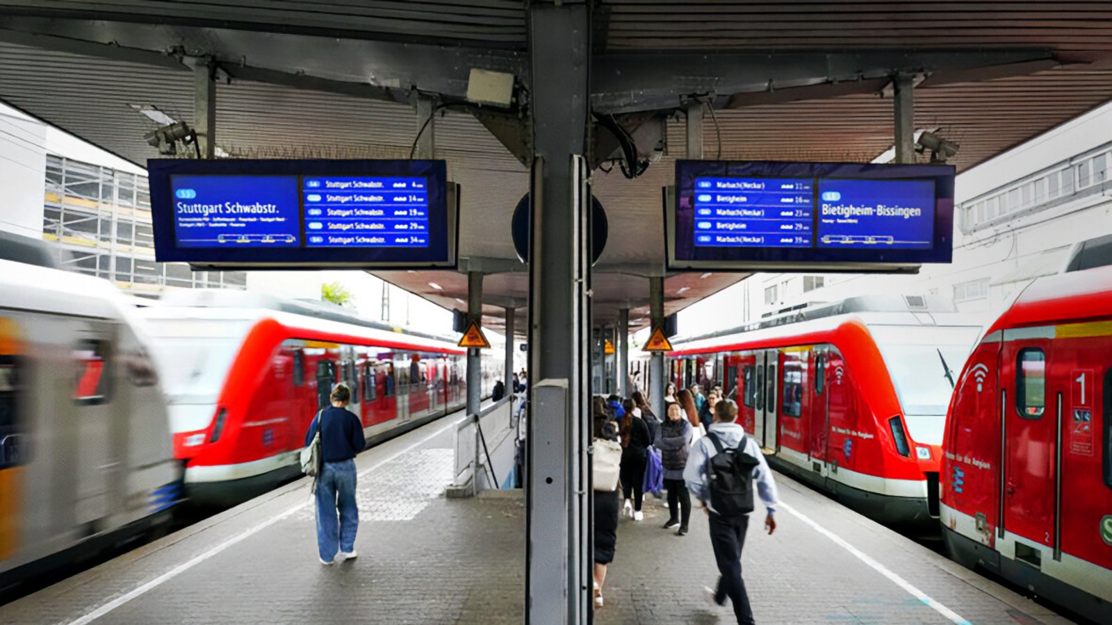 Die S-Bahn ist ein Dauerbrenner – und verschlingt viel Geld.Foto: Simon Granville Die S-Bahn ist ein Dauerbrenner – und verschlingt viel Geld.Foto: Simon Granville