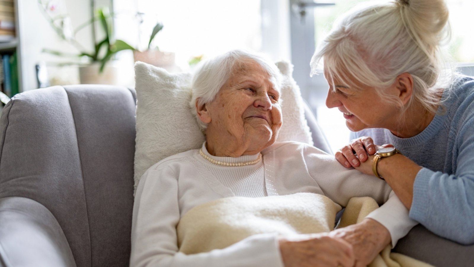 Das geplante Pflegegeld ist vor allem eines: ein politisches Signal.Foto: pikselstock/ Shutterstock Das geplante Pflegegeld ist vor allem eines: ein politisches Signal.Foto: pikselstock/ Shutterstock