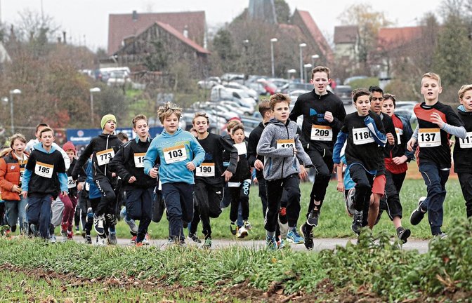 Einen riesigen Ansturm der Jugend erwarten die Organisatoren des 12. Nussdorflaufs an diesem Samstag. Für die Schülerläufe über 1,5 Kilometer gibt es 1039 Voranmeldungen. Foto: Küppers