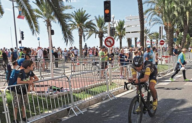 Triathlon-WM in Nizza unter Palmen an der belebten Uferpromenade – für Thomas Fritsch „Hawaii im Kleinformat“. Fotos: privat