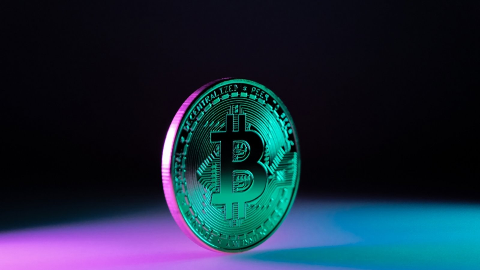 Der Bitcoin-Kurs steigt wieder.Foto: Hansel Gonzalez / shutterstock.com Der Bitcoin-Kurs steigt wieder.Foto: Hansel Gonzalez / shutterstock.com