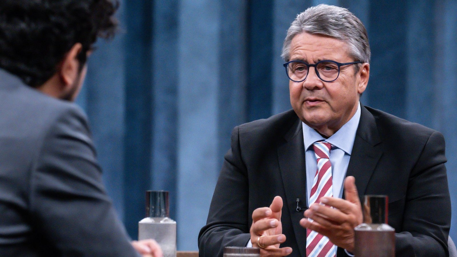 Sigmar Gabriel (SPD) war im ARD-Talk bei Caren Miosga zu Gast.Foto: ARD/Claudius Pflug Sigmar Gabriel (SPD) war im ARD-Talk bei Caren Miosga zu Gast.Foto: ARD/Claudius Pflug