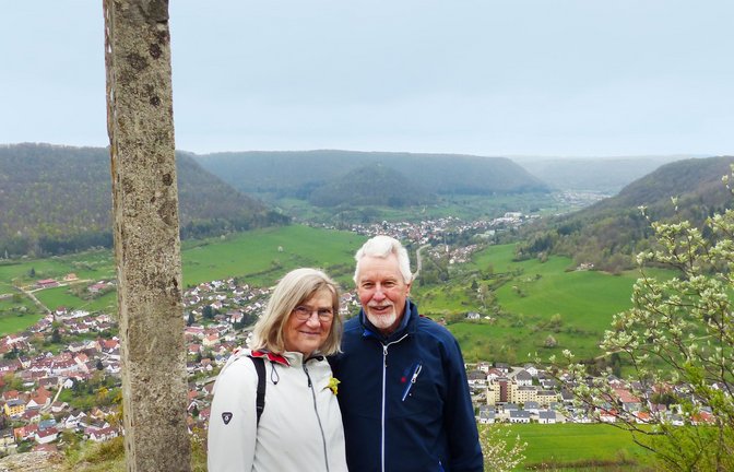 Die Albecks im Täle bei Deggingen, zwischen Geislingen und Wiesensteig, wo sie schon als Jugendliche zusammen gewandert sind.<span class='image-autor'>Foto: privat/Albeck</span>