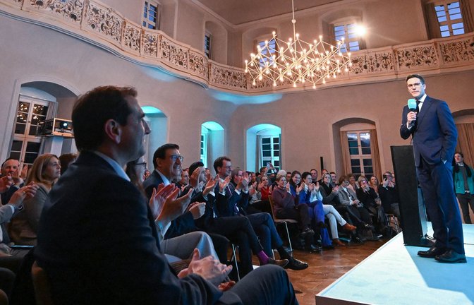 Bei einer Klausurtagung  hat Manuel Hagel Rückdeckung für seinen Wirtschaftsrat bekommen.<span class='image-autor'>Foto: Bernd Weißbrod/dpa</span>