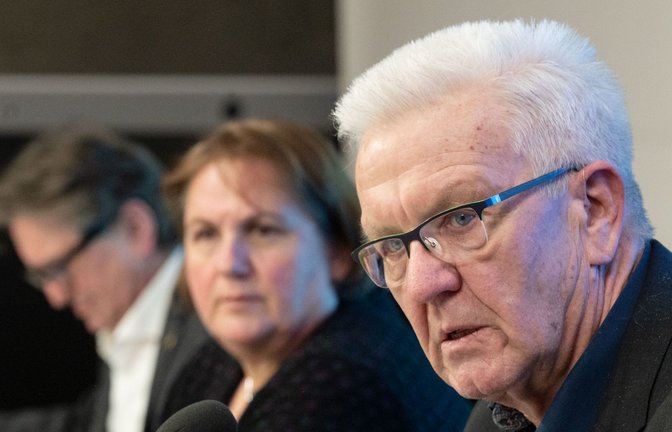 Zeugnistag für die Koalition in der Schulpolitik: Die  Regierung ist mit einem blauen Augen davongekommen.<span class='image-autor'>Foto: dpa/Marijan Murat</span>