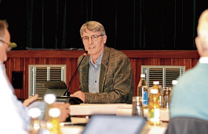 Er habe seinem italienischen Amtskollegen nur Hallo sagen wollen, erklärte Armin Pioch bei der Gemeinderatssitzung die Hintergründe seiner Reise nach Castelnovo.  Foto: Stahlfeld