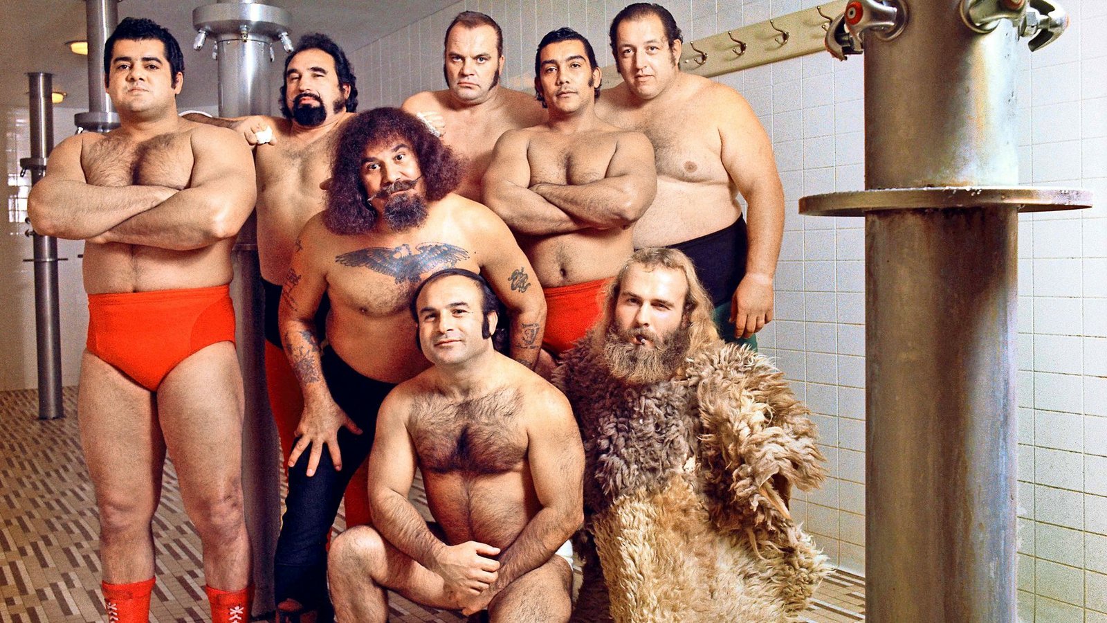 Wir gehören zusammen: Neal Slavin hat in den 1970er Jahren die Capitol Wrestling Corporation von Washington fotografiert.Foto: Kunstpalast, Düsseldorf/ © Neal Slavin